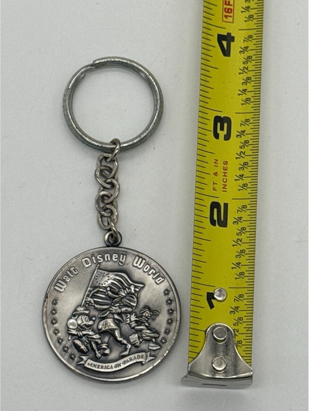 Walt Disney World Liberty Square 1776-1976 America On Parade Coin Keychain